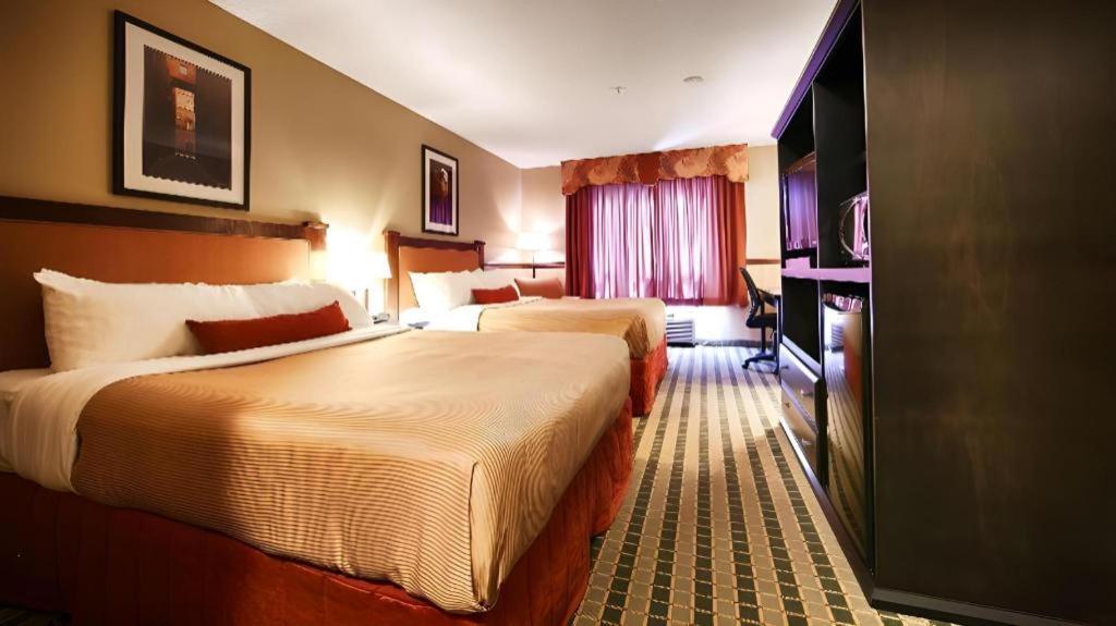 Best Western Diamond Inn Three Hills Exterior foto